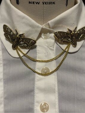 Deaths Head Moth Lapel Chain